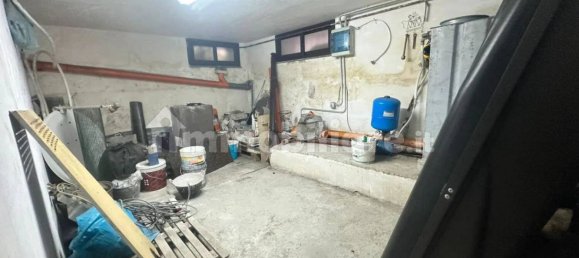 Apartamento de 4 dormitorios en Giugliano in Campania, Italy No. 260760 13