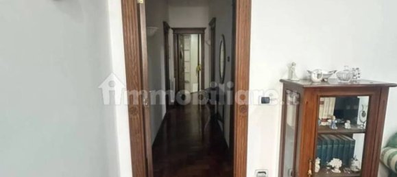 Apartamento de 4 dormitorios en Giugliano in Campania, Italy No. 260760 20