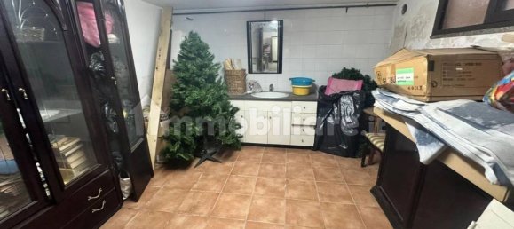 Apartamento de 4 dormitorios en Giugliano in Campania, Italy No. 260760 10