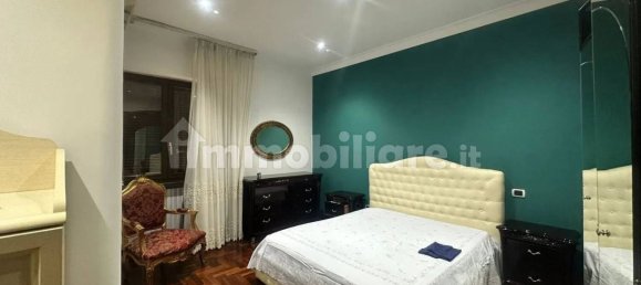 Apartamento de 4 dormitorios en Giugliano in Campania, Italy No. 260760 27