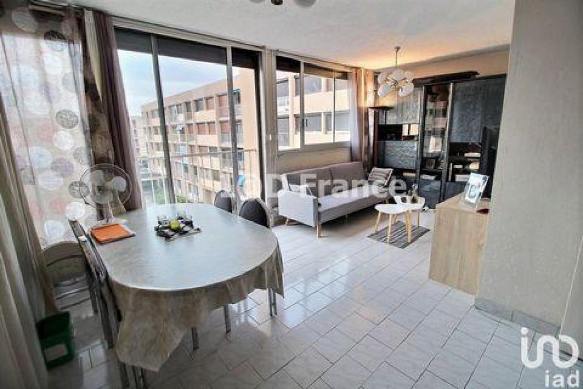 2 chambres Condo à Marseille, France No. 8224