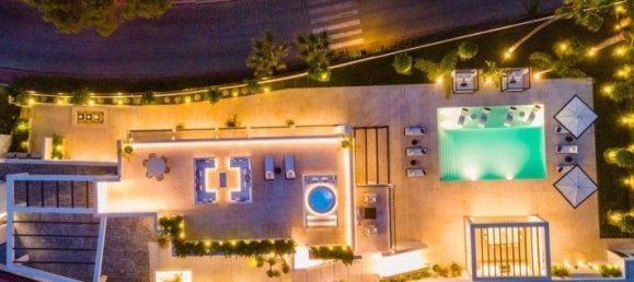 Casa T5 em Marbella, Spain N.º 69415 2