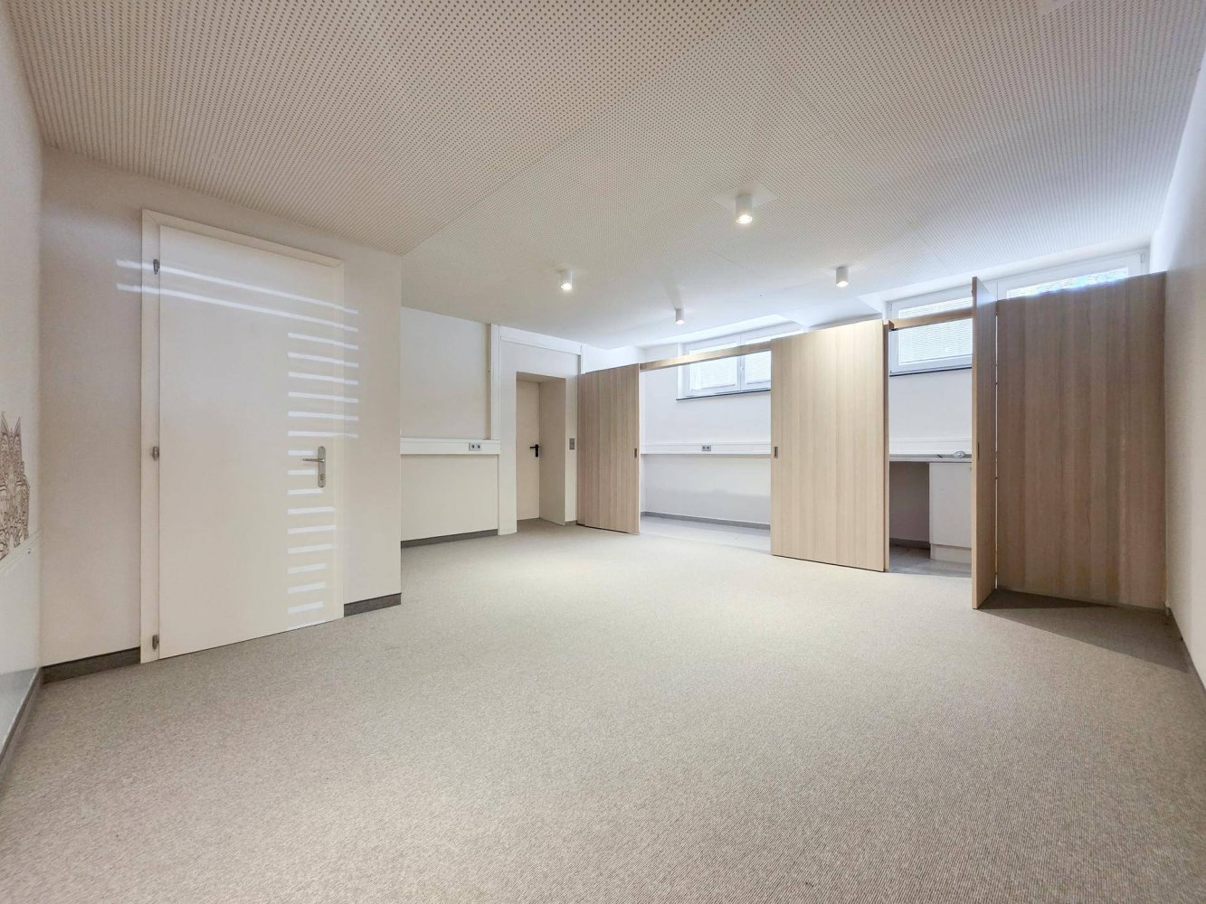 Gewerbliche Immobilie in Wörgl, Austria 105m², Nr. 217657