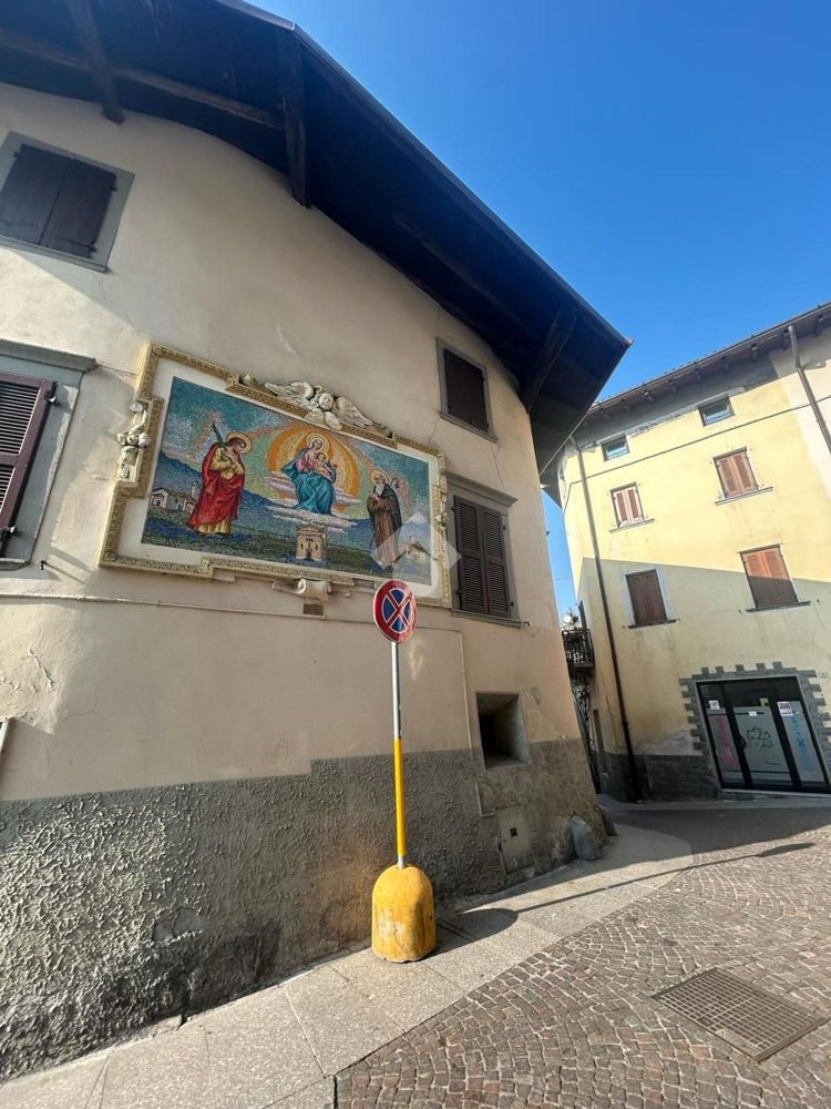 5-salle Appartement à Pian Camuno, Italy No. 142230