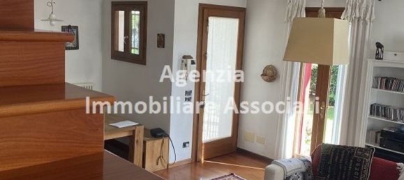 8 rooms House in Bassano del Grappa, Italy No. 176972 18