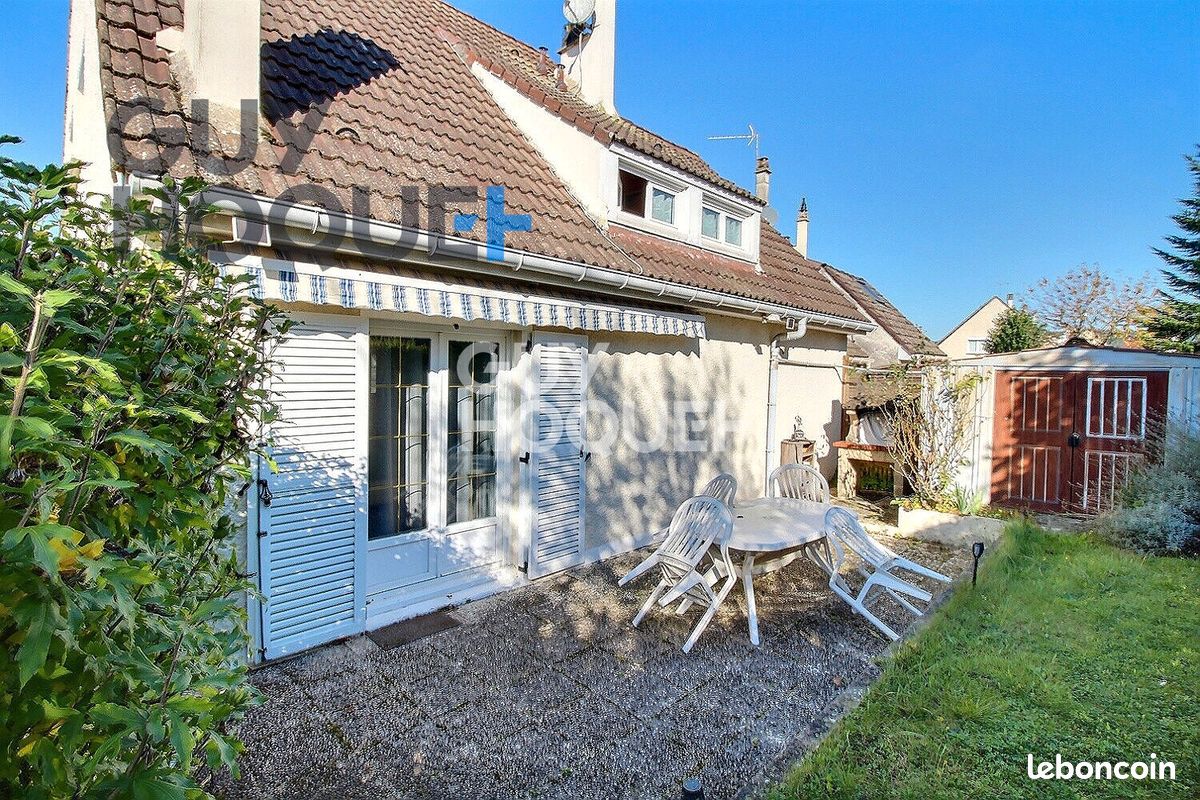 Casa T3 em Saint-Mard, France N.º 151559