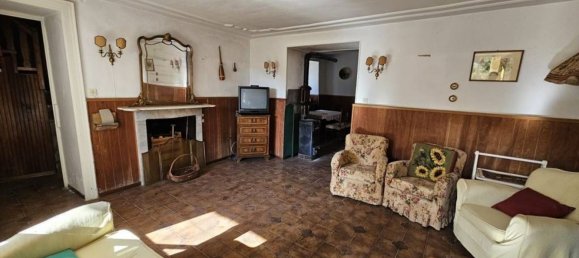 6 rooms House in Zumaglia, Italy No. 211168 12