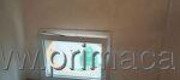 3 rooms House in Trevenzuolo, Italy No. 175149 10