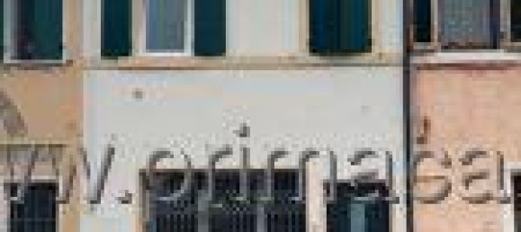 3 rooms House in Trevenzuolo, Italy No. 175149 2