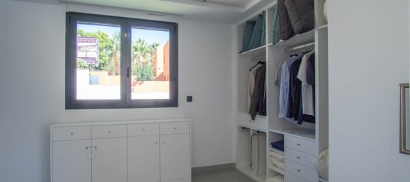 5 bedrooms Villa in Altea, Spain No. 8734 22