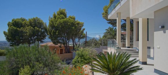 5 bedrooms Villa in Altea, Spain No. 8734 13
