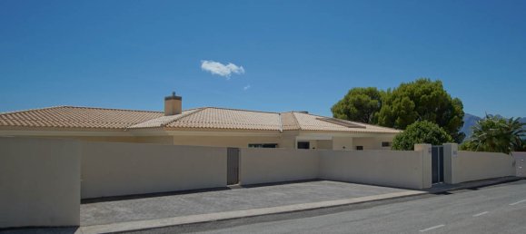 5 bedrooms Villa in Altea, Spain No. 8734 18