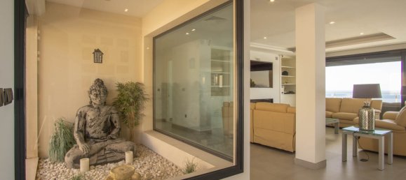 5 bedrooms Villa in Altea, Spain No. 8734 2