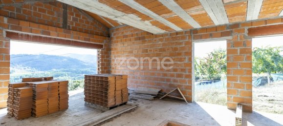 Земельный участок 1463м² в Гимарайнш, Португалия № 15119 15