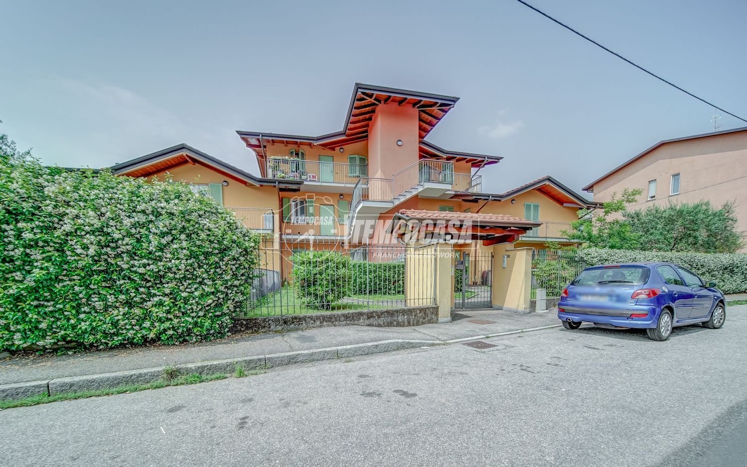 3 Schlafzimmer Wohnung in Somma Lombardo, Italy, Nr. 361303