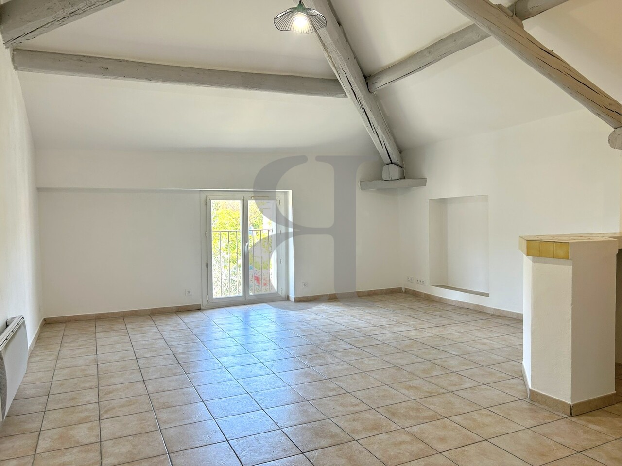 2 غرف نوم شقة في L'Isle-sur-la-Sorgue, France رقم 320823