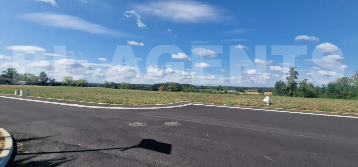 943m² Land in Castelsarrasin, France No. 345493