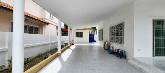 Кафе / ресторан с 3 спальнями в Паттайя, Таиланд № 5424 3