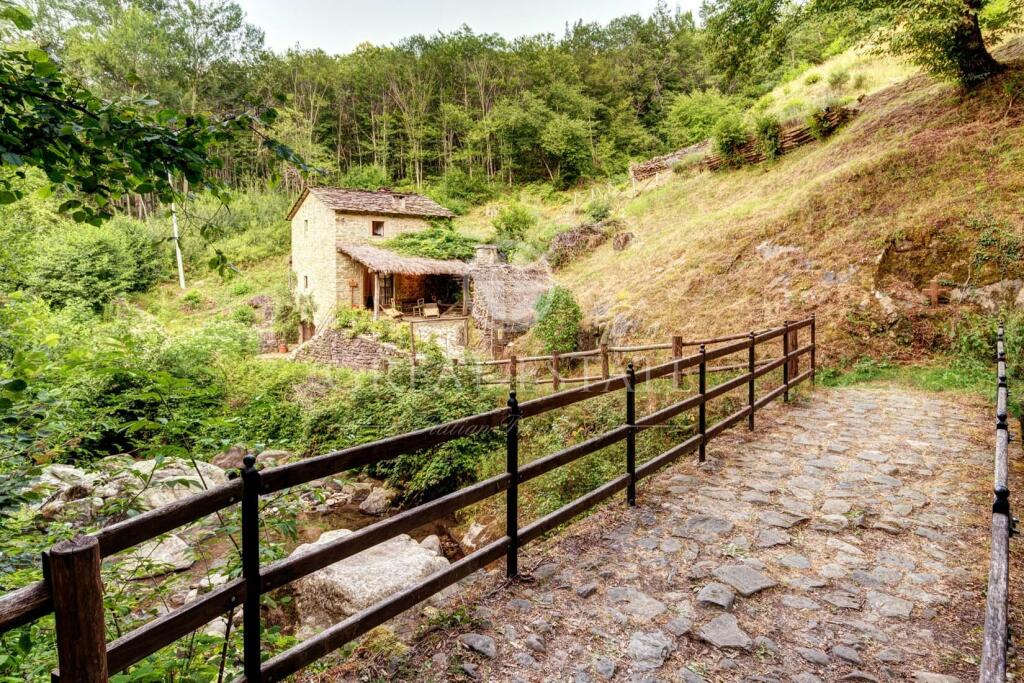 2 Schlafzimmer Haus in Capolona, Italy, Nr. 64821