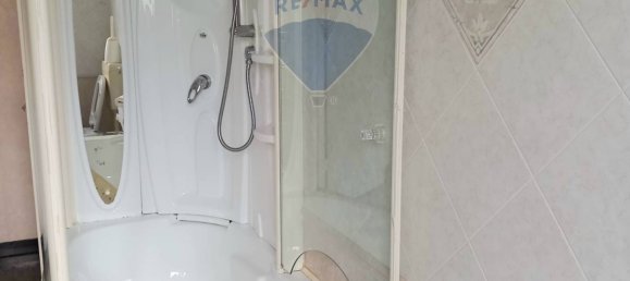 Apartamento de 3 dormitorios en Genoa, Italy No. 270483 20