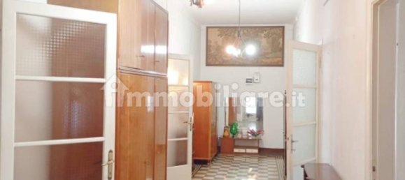4 Schlafzimmer Wohnung in Livorno, Italy, Nr. 275634 5