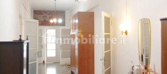 4 Schlafzimmer Wohnung in Livorno, Italy, Nr. 275634 4