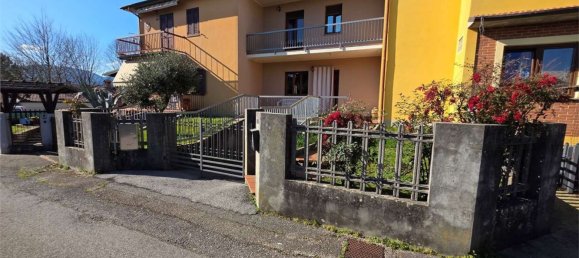 Casa de 6 divisões em Barga, Italy N.º 174495 5