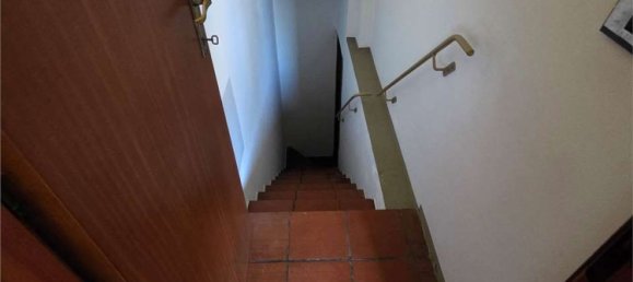 Casa de 6 divisões em Barga, Italy N.º 174495 25