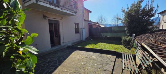 Casa de 6 divisões em Barga, Italy N.º 174495 9