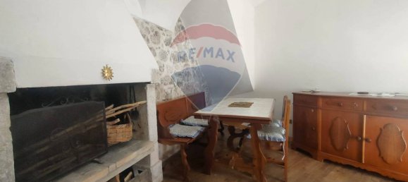 2 Schlafzimmer Wohnung in Villetta Barrea, Italy, Nr. 55121 9