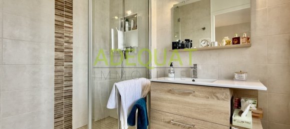 5 bedrooms Villa in Bourgoin-Jallieu, France No. 206585 11