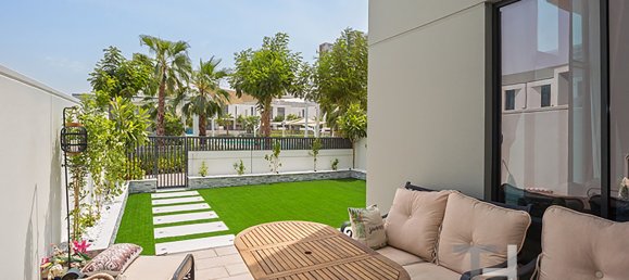 3 bedrooms Townhouse in Al Furjan, UAE No. 35776 18