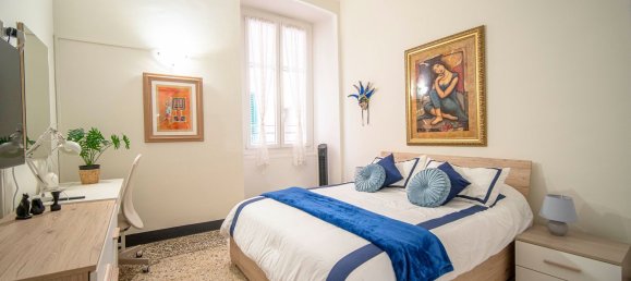 Apartamento de 9 divisões em Genoa, Italy N.º 261395 8