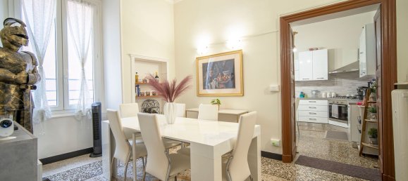 Apartamento de 9 divisões em Genoa, Italy N.º 261395 28