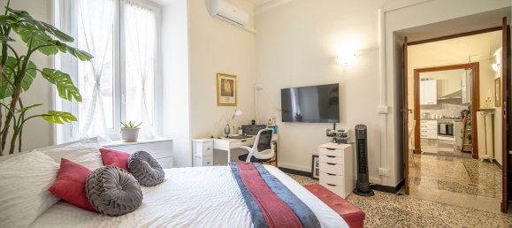 Apartamento de 9 divisões em Genoa, Italy N.º 261395 7