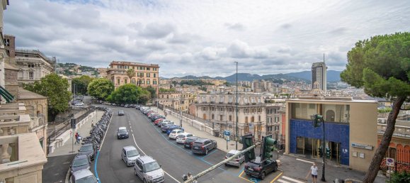 Apartamento de 9 divisões em Genoa, Italy N.º 261395 38