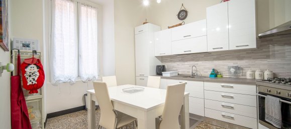 Apartamento de 9 divisões em Genoa, Italy N.º 261395 30