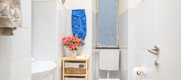 Apartamento de 9 divisões em Genoa, Italy N.º 261395 35