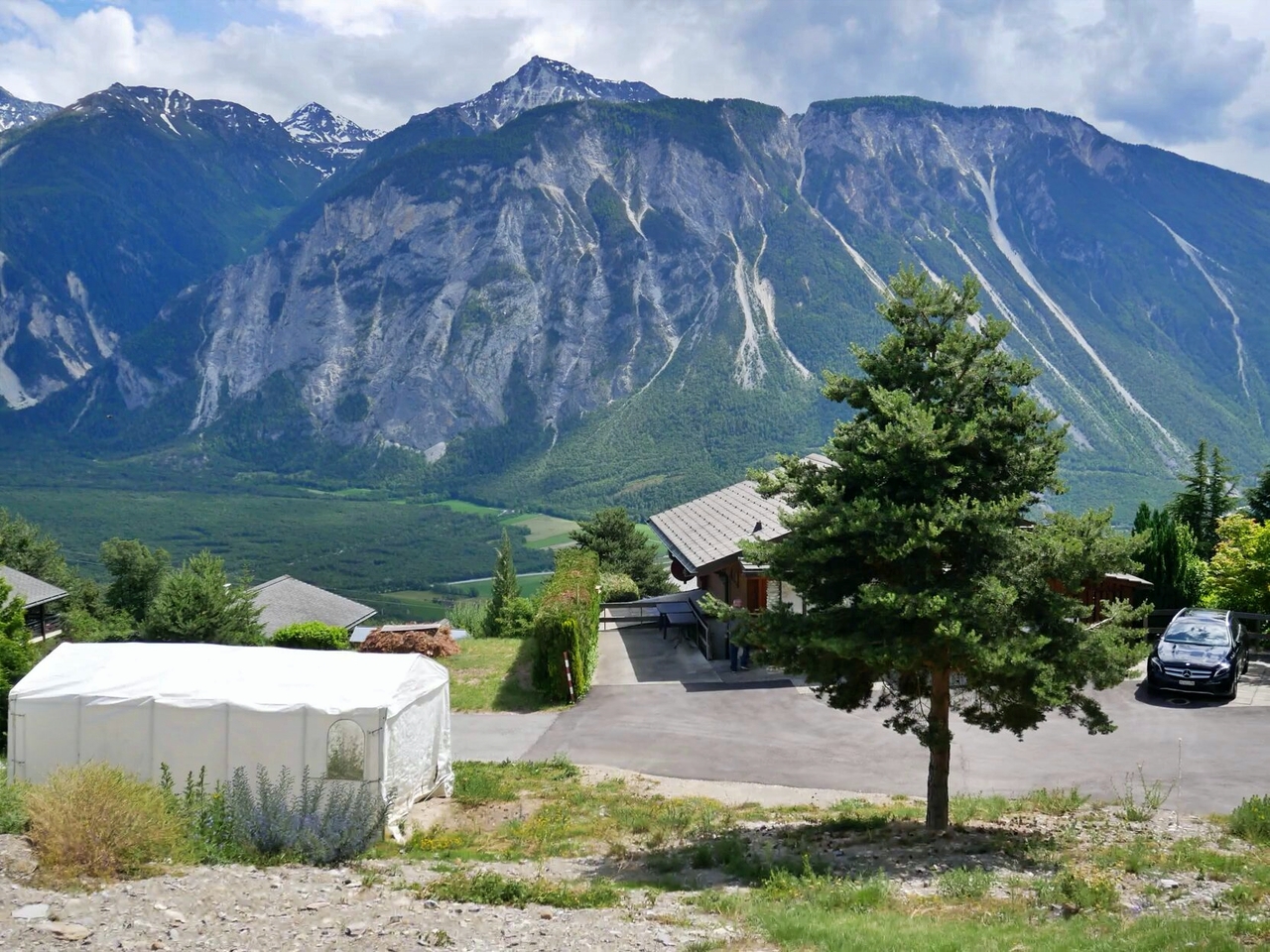 Terrain à Varen, Switzerland 589m² No. 445