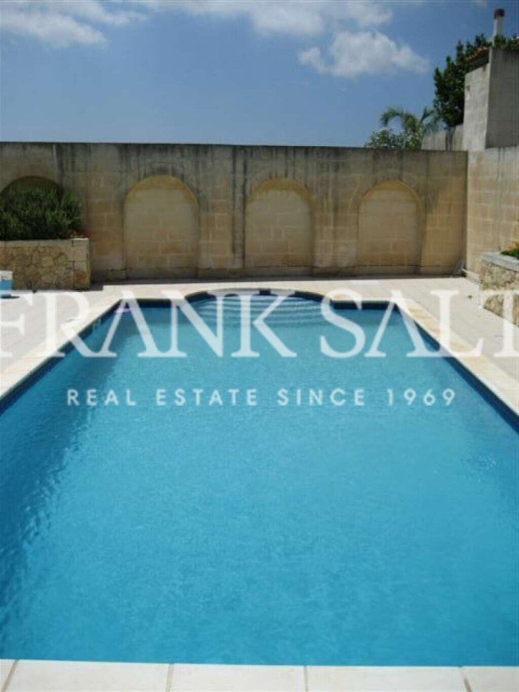 4 Schlafzimmer Villa in Swieqi, Malta, Nr. 3177