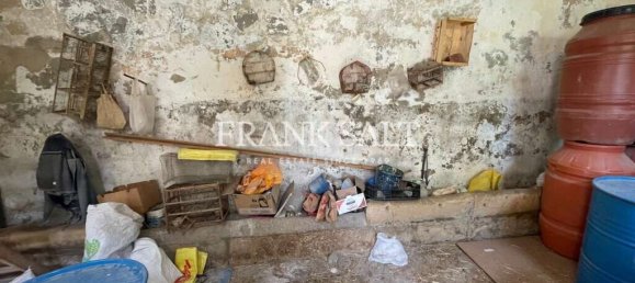 Granja de 3 dormitorios en Zebbug, Malta No. 2323 3