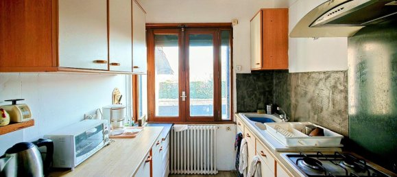 3 bedrooms House in Saint-Maurice-l'Exil, France No. 208822 10