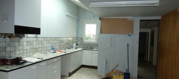 4 bedrooms House in Alencon, France No. 354996 5