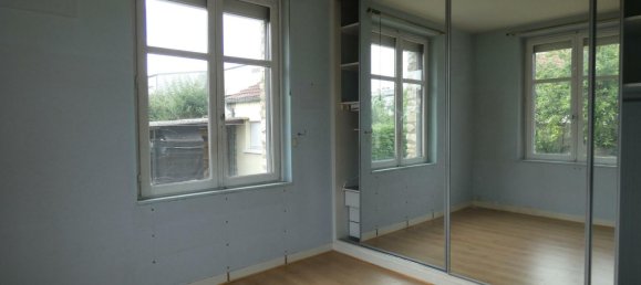 4 bedrooms House in Alencon, France No. 354996 8