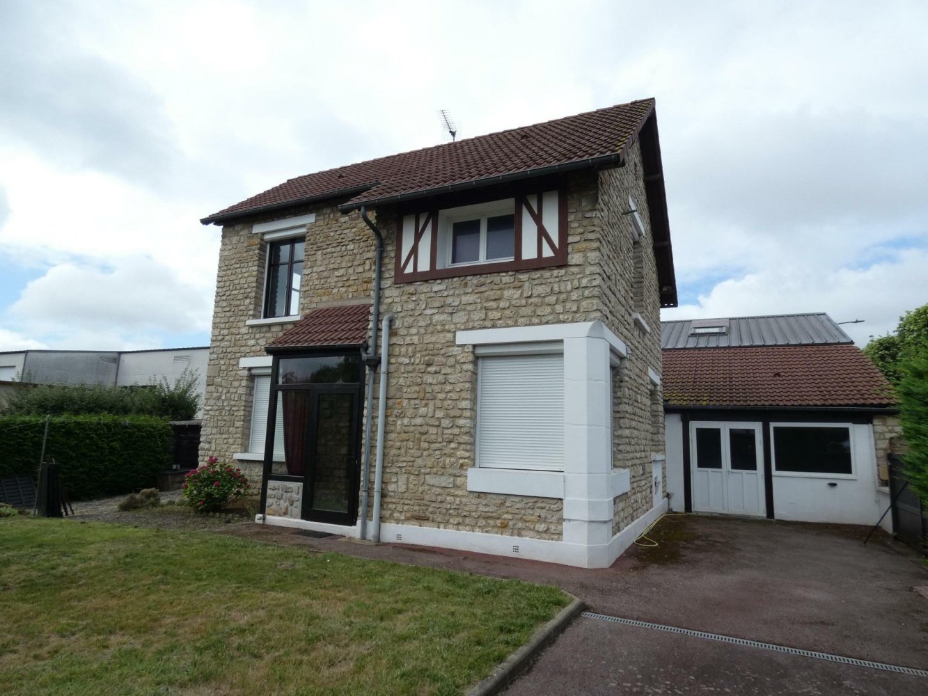 4 bedrooms House in Alencon, France No. 354996
