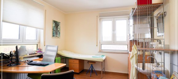 5-salle Bureau à Straubing, Germany No. 28598 7