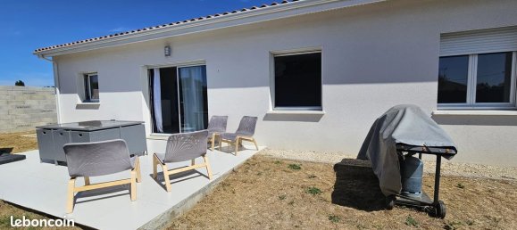 3 bedrooms House in Bergerac, France No. 108888 2