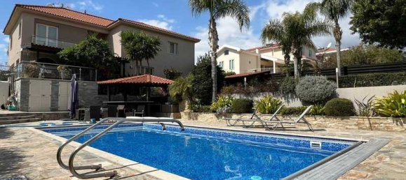 4 bedrooms Villa in Agios Athanasios, Cyprus No. 13805 13