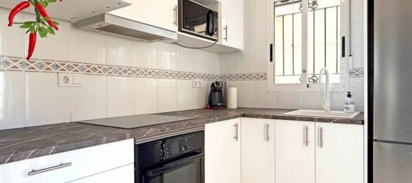 3 Schlafzimmer Villa in Alicante, Spain, Nr. 178143 2