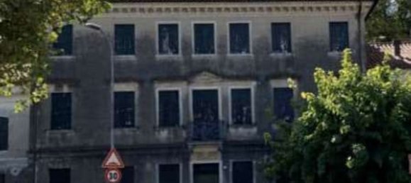 Villa de 38 habitaciónes en Meduna di Livenza, Italy No. 206432 5